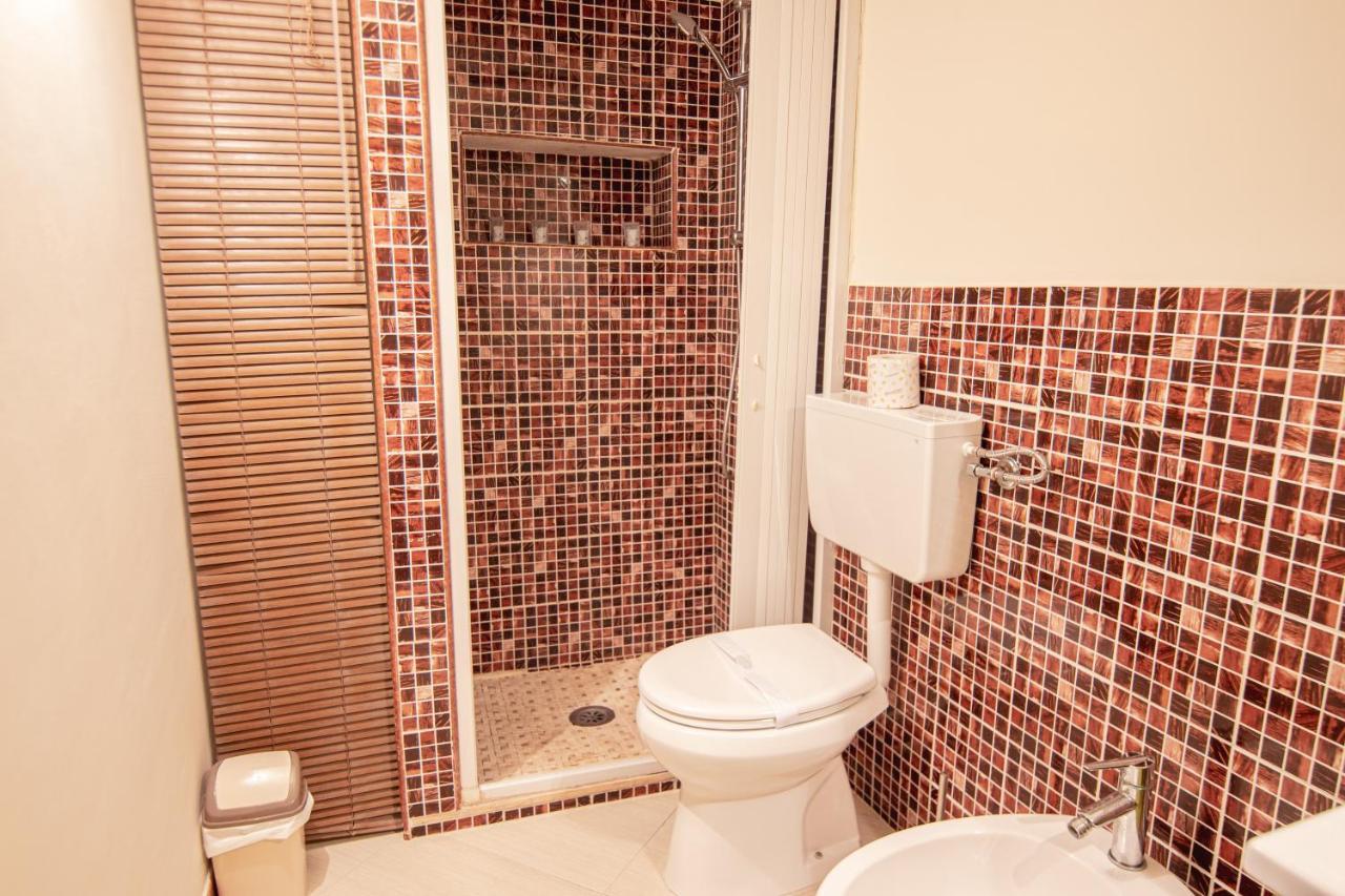 Centro Storico Garibaldi Guest House Neapol Zewnętrze zdjęcie
